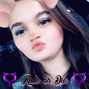 Meet your Posher, Annalyssa